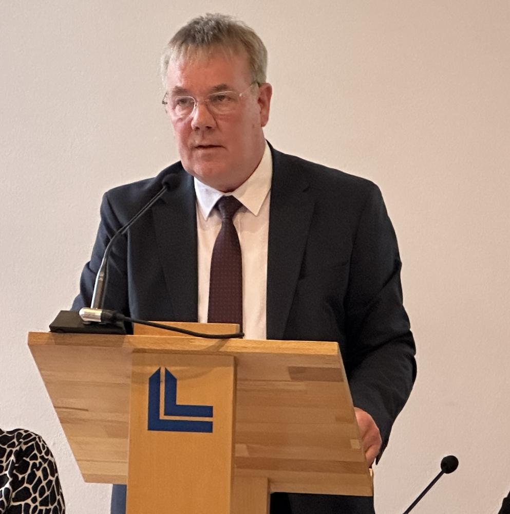 Sexualisierte Gewalt in der Evangelischen Kirche - Landessuperintendent Dietmar Arends informierte zum Thema Sexualisierte Gewalt in der Evangelischen Kirche
